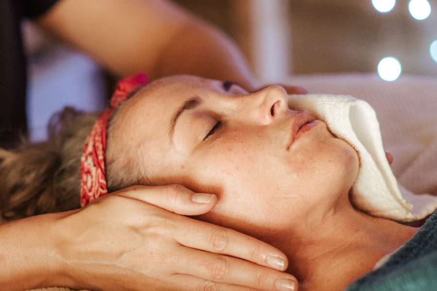 Wie Funktioniert Abnehmen mit Reiki?